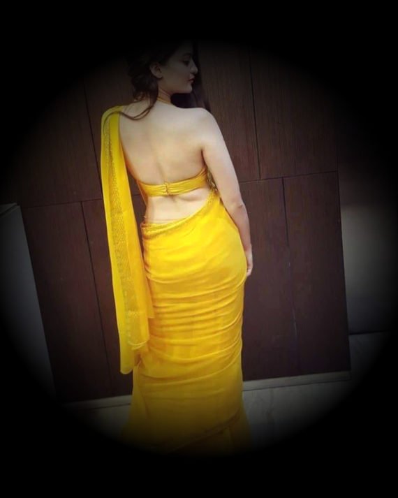 nisha delhi escort